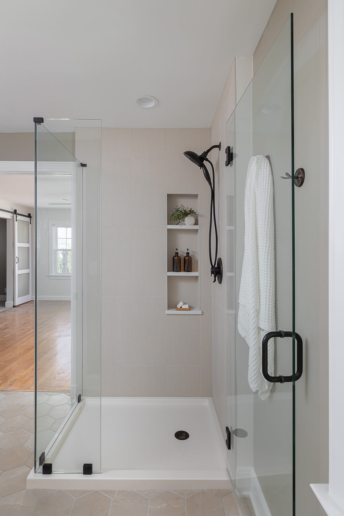 007 102 Tristan Rd Internet